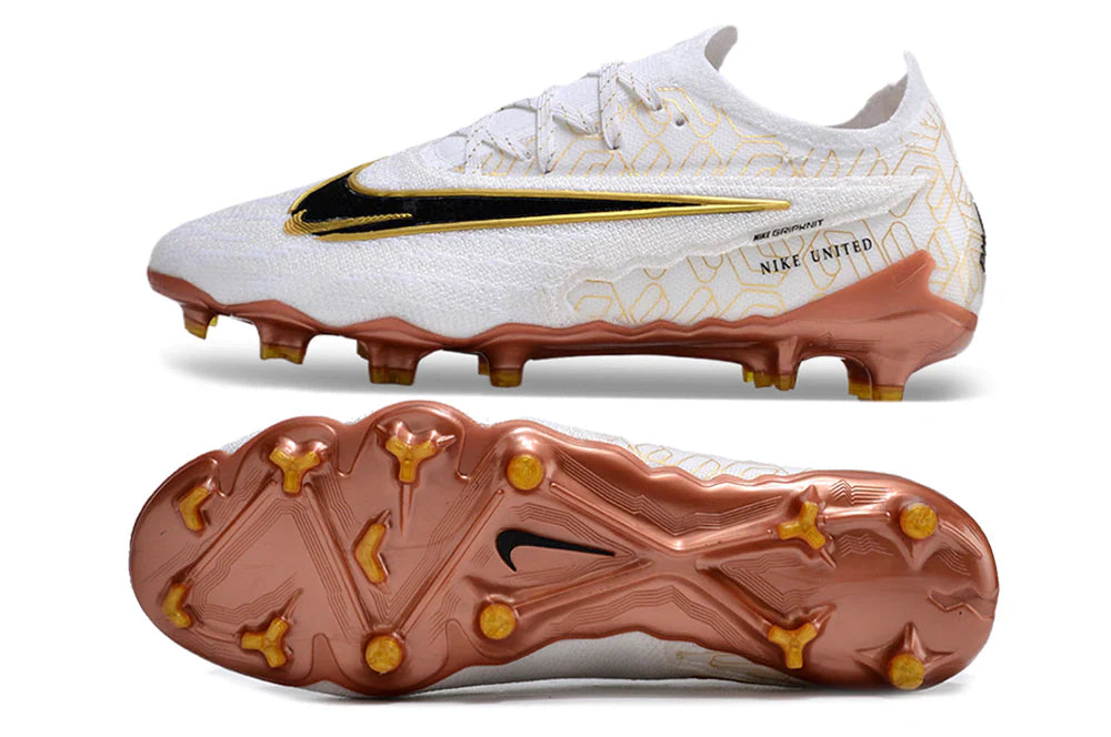 Chuteira Campo Nike Phantom Gx Elite Fg Branca e Dourada United Golden Pack