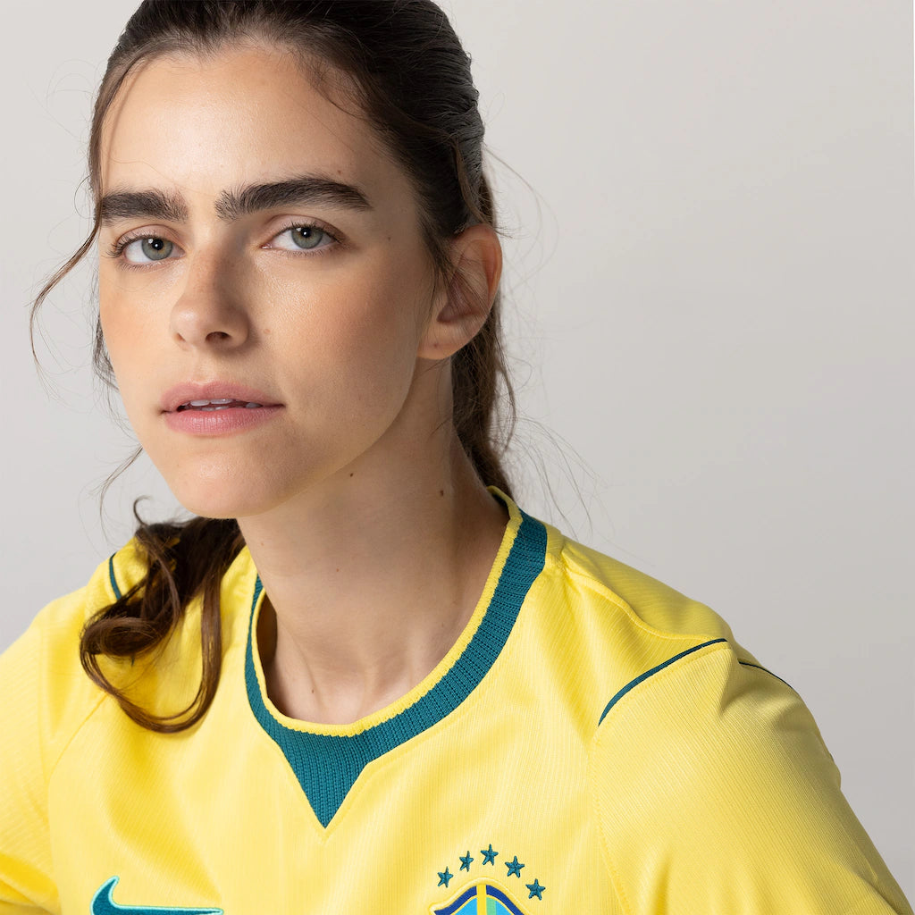 Camisa Brasil Nike I 2026/27 Torcedora Pro Feminina