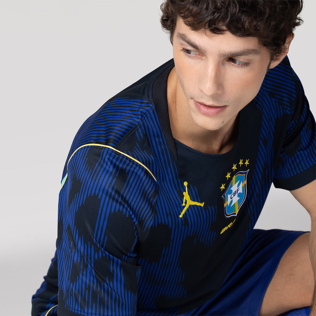 Camisa Brasil Jordan II 2026/27 Torcedor Pro Masculina